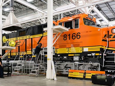 Railcars & Heavy Equipment
